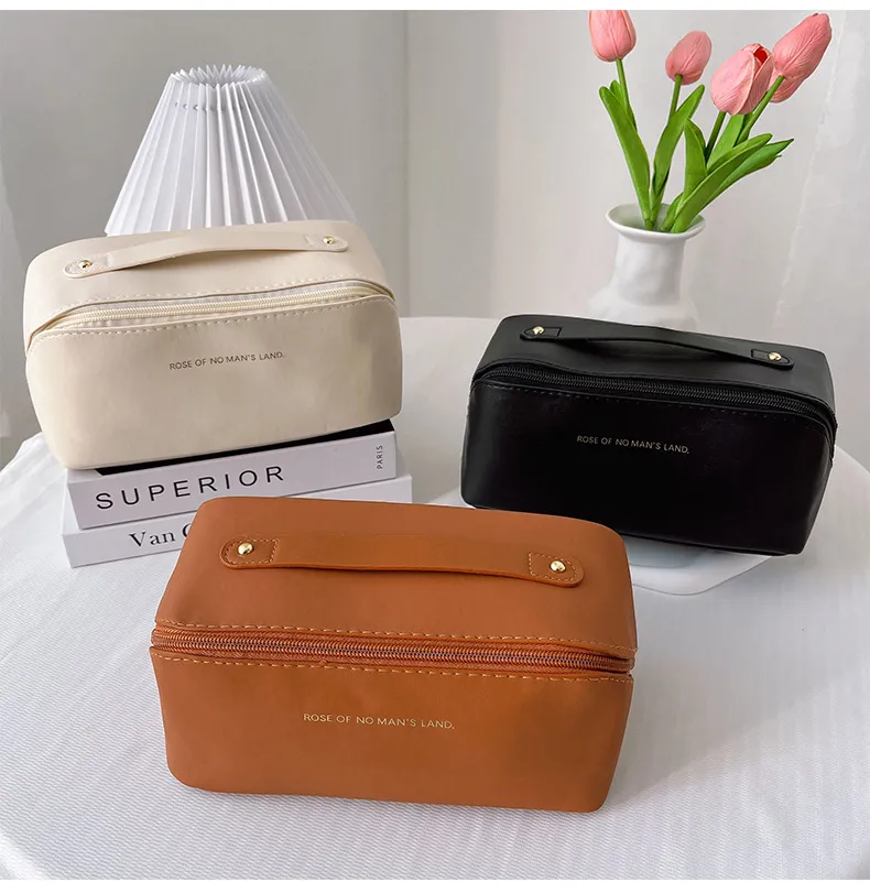 PU Leather Cosmetic Storage Bag Pic 2