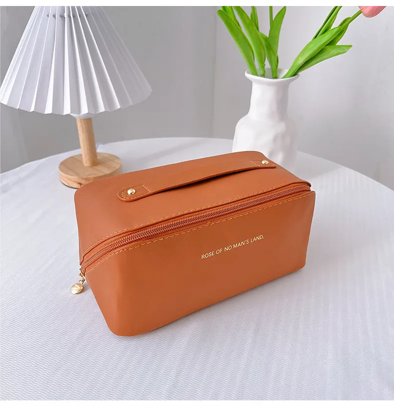 PU Leather Cosmetic Storage Bag Pic 4
